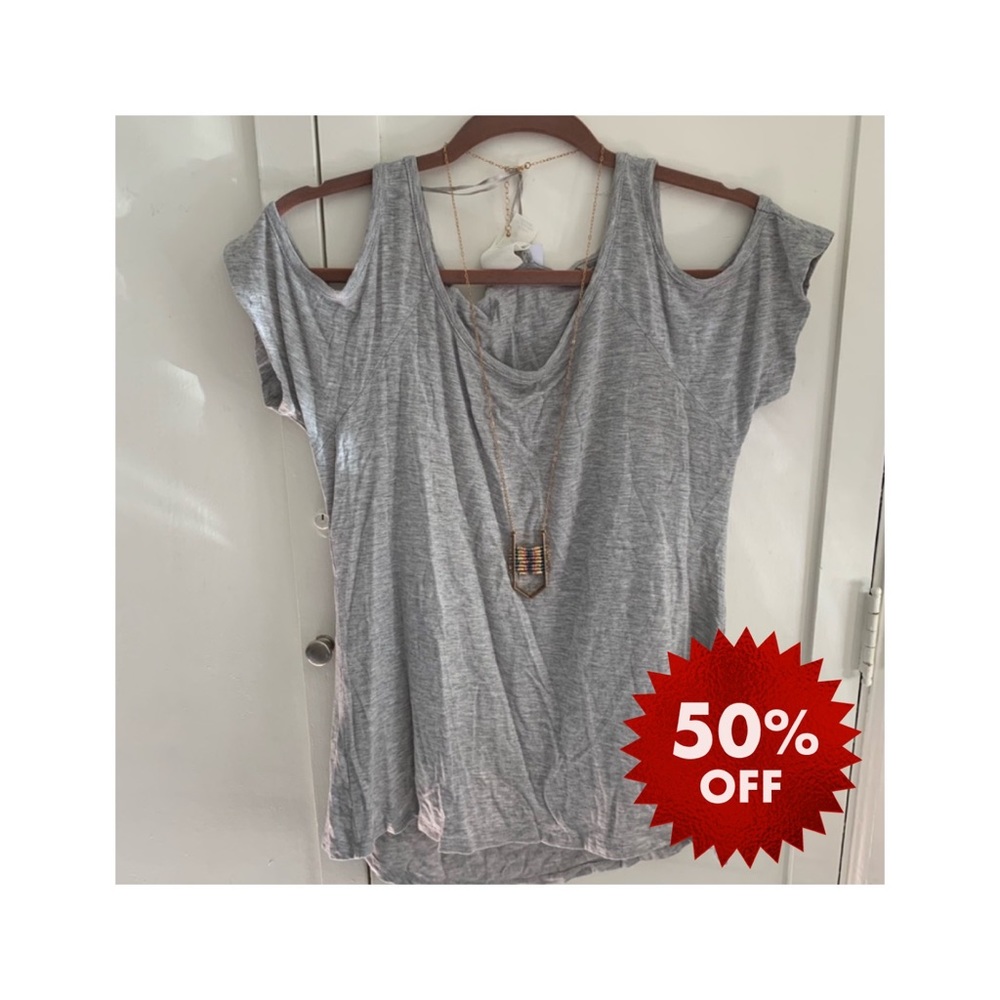50% off bundles! Cold shoulder top gray M NWT